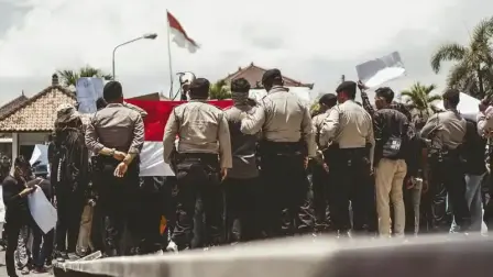 Kepatuhan Hukum Ketenagakerjaan: Mitigasi Risiko Sengketa Lewat Mitra Alih Daya Profesional