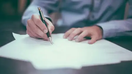 Cara Fokus pada Kompetensi Inti: Seni Memangkas Beban Kerja Tim untuk Hasil Maksimal
