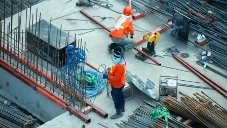 Strategi Pelatihan Karyawan: Cara Cerdas Menutup Skill Gap Tanpa Membangun 
